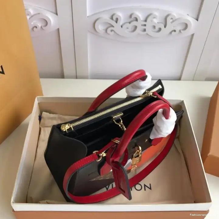 Fashionreps Bags 19B570376 LV 0809